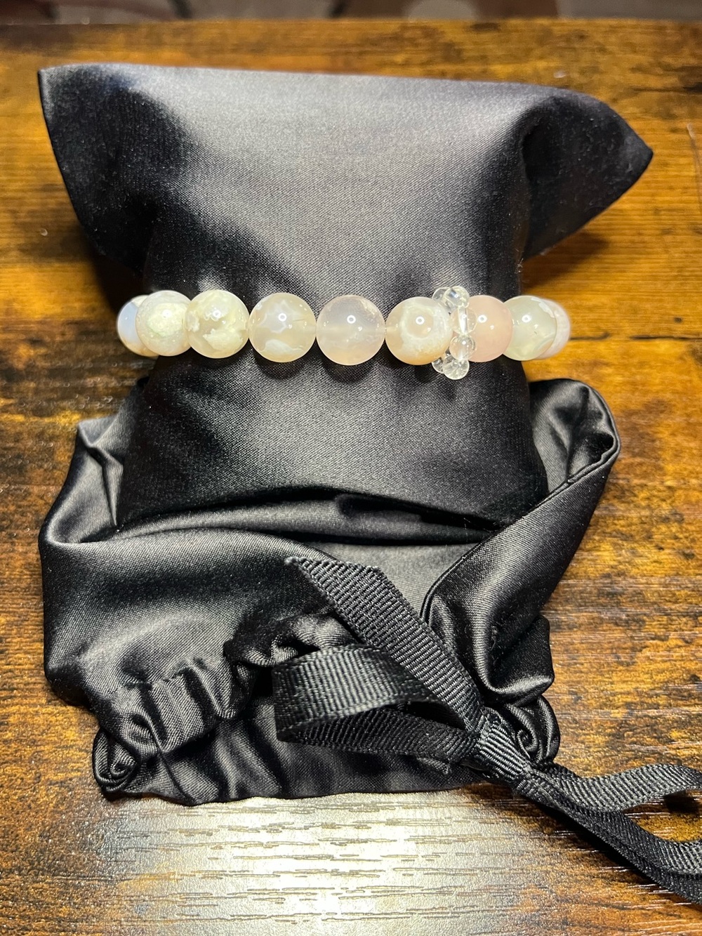 🌸 Flower Agate Stretch Bracelet Clear Quartz Accent Natural Stone